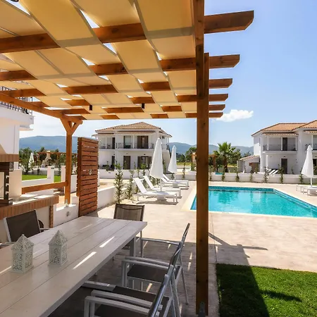 Melograno Villa *